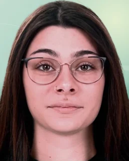 Profilfoto von Vivien aus Meißen. Berufswunsch: Altenpflegehelfer/in. Branche: Medizintechnik, Reha, Sport, Bewegung.