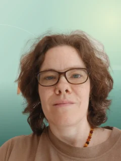 Profilfoto von Sabrina aus Bietigheim-Bissingen. Berufswunsch: Flyer-Verteiler/in und Helfer/in - Verkauf. Branche: Lebensmittel, Getränke und Logistik, Transport, Verkehr.
