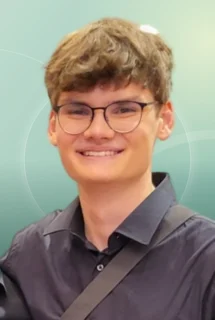 Profilfoto von Henry aus Leipzig. Berufswunsch: Lagerhelfer/in. Branche: Logistik, Transport, Verkehr und Lebensmittel, Getränke.