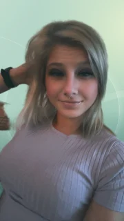 Profilfoto von Loreen aus Recklinghausen. Berufswunsch: Bürohelfer/in und Datenerfasser/in. Branche: Jura, Rechtswesen.