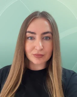 Profilfoto von Beruze aus Euskirchen. Berufswunsch: Callcenter Agent/in. Branche: Kundenservice.