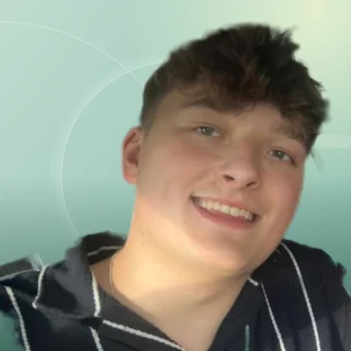 Profilfoto von Phillip aus Dorsten. Berufswunsch: Event-Manager/in und Geschäftsführer/in. Branche: Design, Musik, Tanz, Schauspiel und Events, Messen, Promotion.