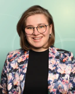 Profilfoto von Carolin aus Hamburg. Berufswunsch: Callcenter Agent/in und Kundenbetreuer/in. Branche: Beratung, Consulting und Events, Messen, Promotion.