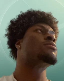 Profilfoto von Mayowa aus München. Berufswunsch: Arbeitspsychologe/-psychologin. Branche: Jura, Rechtswesen.