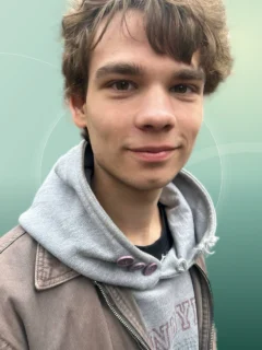 Profilfoto von Kiril aus Ibbenbüren. Berufswunsch: E-Commerce-Manager/in. Branche: Marketing, Werbung.