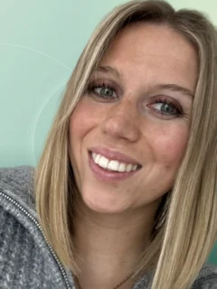 Profilfoto von Jule aus Andernach. Berufswunsch: Telefonist/in. Branche: Gastronomie, Hotellerie, Tourismus und Kundenservice.
