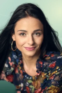 Profilfoto von Sarah aus München. Berufswunsch: Model und Moderator/in. Branche: Design, Musik, Tanz, Schauspiel.