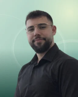 Profilfoto von Maksym aus Lünen. Berufswunsch: Abo-Verkäufer/in und Verkäufer/in. Branche: Verkauf, Handel.