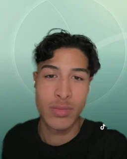 Profilfoto von Isaque aus Friedrichshafen. Berufswunsch: Lagerhelfer/in. Branche: Logistik, Transport, Verkehr.