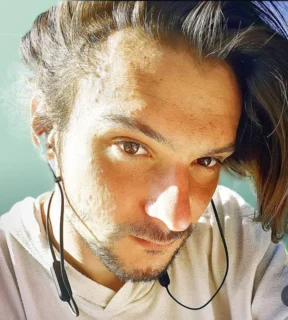Profilfoto von Alexander aus Bensheim. Berufswunsch: Fachverkäufer/in. Branche: Gastronomie, Hotellerie, Tourismus und Kundenservice.