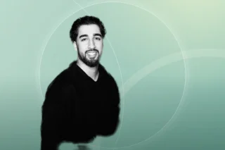 Profilfoto von Tarek aus Elmshorn. Berufswunsch: Designer/in – Grafik und Designer/in – Kommunikationsdesign. Branche: Design, Musik, Tanz, Schauspiel und Management.