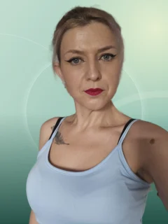 Profilfoto von Andreea aus Königs Wusterhausen. Berufswunsch: Babysitter/in und Barpianist/in. Branche: Kundenservice.