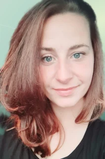 Profilfoto von Tamara aus Celle. Berufswunsch: Altenpflegehelfer/in und Gebäudereiniger/in. Branche: Medizin, Psychologie, Pflege und Reinigung, Facility Management.