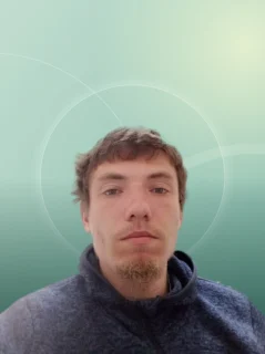 Profilfoto von Denys aus Bielefeld. Berufswunsch: Arbeitsvorbereiter/in. Branche: Elektronik.