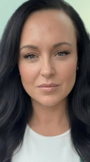 Profilfoto von Oksana. Berufswunsch: Kaufmann/-frau – Büromanagement. Branche: Kundenservice.