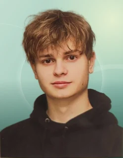 Profilfoto von Julian aus Öschelbronn. Berufswunsch: Programmierer/in und Softwareentwickler/in. Branche: IT, Informatik, Programmierung.