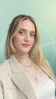 Profilfoto von Büşra aus Tübingen. Berufswunsch: Alltagshelfer/in und Animateur/in. Branche: Bildung, Pädagogik und Haushalt, Babysitting.