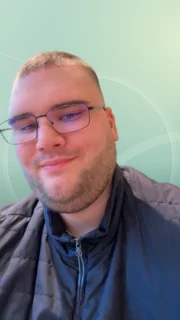 Profilfoto von Lucas aus Hamm. Berufswunsch: Callcenter Agent/in. Branche: Technik, Technologiefelder.