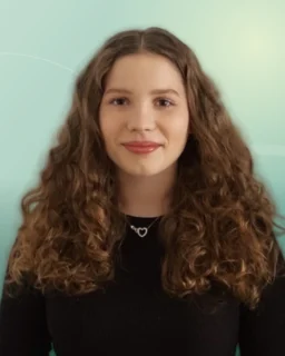 Profilfoto von Lotta aus Köthen. Berufswunsch: Aktuar/in und Assistent/in – Produktdesign. Branche: Beratung, Consulting und Bildung, Pädagogik.