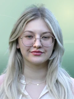 Profilfoto von Kyra aus Gladbeck. Berufswunsch: Fahrer/in. Branche: Beratung, Consulting und Finanzen, Buchhaltung.