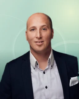 Profilfoto von Giovanni aus Krumbach (Schwaben). Berufswunsch: General Manager/in (Gastronomie). Branche: Elektronik.