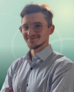 Profilfoto von Dragan aus Kappelrodeck. Berufswunsch: Barkeeper/in und Fachkraft – Lagerlogistik. Branche: IT, Informatik, Programmierung und Logistik, Transport, Verkehr.