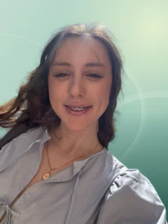 Profilfoto von Olha aus Kempen. Berufswunsch: Abteilungsleiter/in und Kommissionierer/in. Branche: Lebensmittel, Getränke.