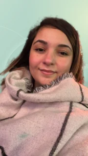 Profilfoto von Tasnim aus Moormerland. Berufswunsch: Callcenter Agent/in und Produktionshelfer/in. Branche: Bildung, Pädagogik und Gastronomie, Hotellerie, Tourismus.