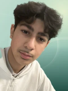 Profilfoto von Ahmed aus Bitterfeld-Wolfen. Berufswunsch: Chemikant/in. Branche: Wirtschaft, Sekretariat.