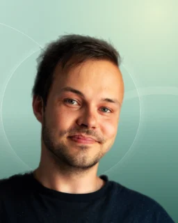 Profilfoto von Simon aus Iserlohn. Berufswunsch: Fachkraft – Veranstaltungstechnik und Film-/Fernseh-Regisseur/in. Branche: Design, Musik, Tanz, Schauspiel und Events, Messen, Promotion.