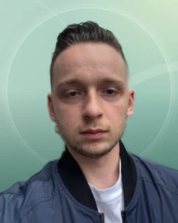 Profilfoto von Max aus Lahr/Schwarzwald. Berufswunsch: Designer/in – Mode und Model. Branche: Design, Musik, Tanz, Schauspiel und Textilien, Bekleidung, Leder.