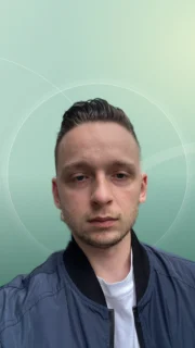 Profilfoto von Max aus Lahr/Schwarzwald. Berufswunsch: Designer/in – Mode und Model. Branche: Design, Musik, Tanz, Schauspiel und Textilien, Bekleidung, Leder.