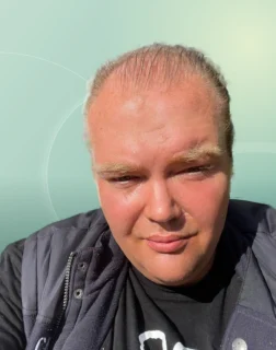 Profilfoto von Christian aus Northeim. Berufswunsch: Lagerhelfer/in und Lagerist/in. Branche: Beratung, Consulting und Logistik, Transport, Verkehr.