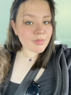 Profilfoto von Elisabeth aus Lübeck. Berufswunsch: Babysitter/in. Branche: Haushalt, Babysitting.