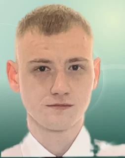 Profilfoto von Fabian aus Geislingen an der Steige. Berufswunsch: Abfüller/in und Fachkraft – Lebensmitteltechnik. Branche: Lebensmittel, Getränke und Produktion, Fertigung.