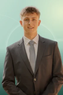 Profilfoto von Tom aus Sayda. Berufswunsch: Lehrer/in. Branche: Bildung, Pädagogik und Medizintechnik, Reha, Sport, Bewegung.