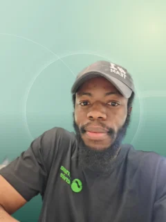 Profilfoto von Daniel aus Chemnitz. Berufswunsch: Chemielaborant/in und Chemielaborjungwerker/in. Branche: Metall, Maschinenbau und Naturwissenschaften, Labor.