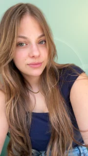 Profilfoto von Katharina aus Peißenberg. Berufswunsch: Facharzt/-ärztin – Allgemeinmedizin (Hausarzt/-ärztin). Branche: Medizin, Psychologie, Pflege.