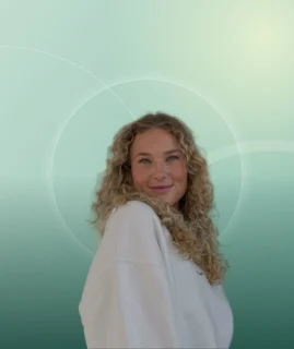 Profilfoto von Anna aus Monheim am Rhein. Berufswunsch: Assistent/in – Produktdesign und Bürohelfer/in. Branche: Bildung, Pädagogik und Design, Musik, Tanz, Schauspiel.