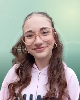 Profilfoto von Lina aus Dresden. Berufswunsch: Arzt/Ärztin. Branche: Gastronomie, Hotellerie, Tourismus.