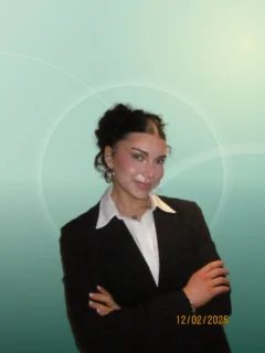 Profilfoto von Lara aus Rosdorf. Berufswunsch: Verkäufer/in. Branche: Sales, Vertrieb und Textilien, Bekleidung, Leder.