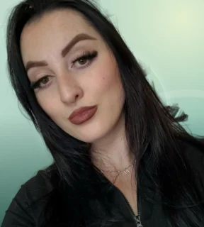 Profilfoto von Anisia aus Ankum. Berufswunsch: Empfangsmitarbeiter/in. Branche: Kundenservice.