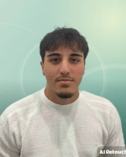 Profilfoto von Berkay aus Solms. Berufswunsch: Fachinformatiker/in. Branche: IT, Informatik, Programmierung.