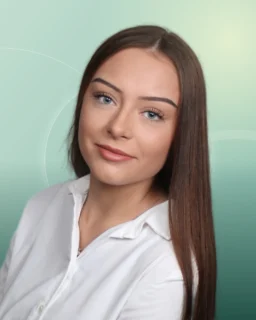 Profilfoto von Nicole aus Schwäbisch Gmünd. Berufswunsch: Putzhilfe. Branche: Beratung, Consulting und Finanzen, Buchhaltung.