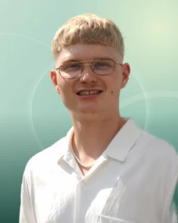 Profilfoto von Kevin aus Lemgo. Berufswunsch: Bürohelfer/in und Onlinemarketing-Manager/in. Branche: Marketing, Werbung und Projektmanagement.