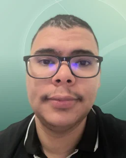 Profilfoto von Elhoussine aus Rüsselsheim am Main. Berufswunsch: Lagerhelfer/in und Produktionshelfer/in. Branche: Lebensmittel, Getränke.