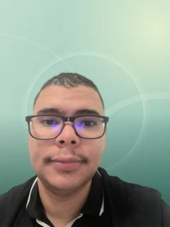 Profilfoto von Elhoussine aus Rüsselsheim am Main. Berufswunsch: Lagerhelfer/in und Produktionshelfer/in. Branche: Lebensmittel, Getränke.