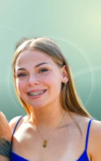 Profilfoto von Melina aus Elsdorf. Berufswunsch: Babysitter/in und Warenverräumer/in. Branche: Haushalt, Babysitting.