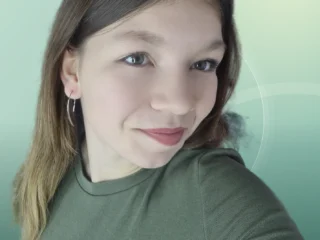Profilfoto von Sara aus Königsbach-Stein. Berufswunsch: Babysitter/in. Branche: Haushalt, Babysitting.