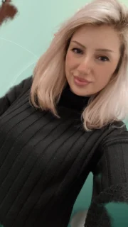 Profilfoto von Deniz aus Saarbrücken. Berufswunsch: Hörfunk- und Fernsehsprecher/in und Interviewer/in. Branche: Events, Messen, Promotion und Kundenservice.